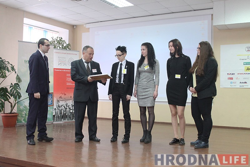 Інавацыйны але ці патрэбны? Студэнты з ГрДУ ствараюць для музеяў гіды з дапоўненай рэальнасцю